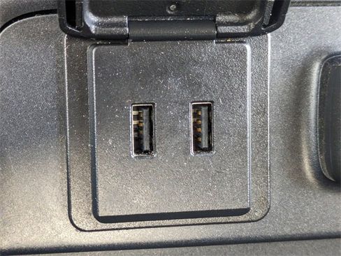 Used 2017 GMC Sierra 2500 Denali w/ Duramax Plus Package image 25