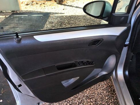 Used 2014 Chevrolet Spark LT image 22