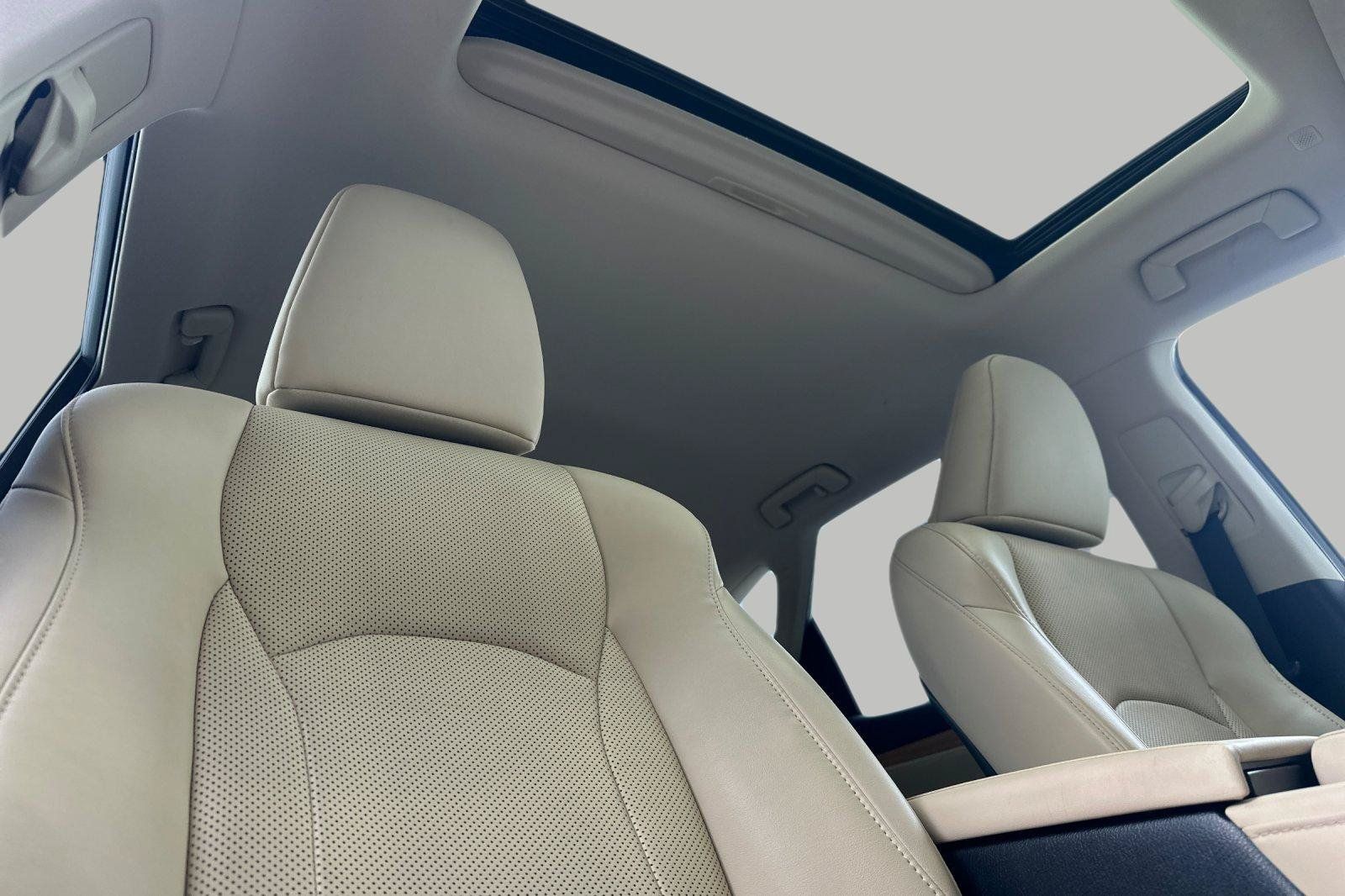 Used 2022 Lexus RX 350L FWD w/ Premium Package image 14