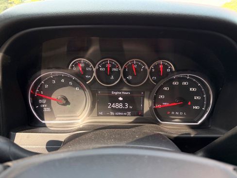 Used 2019 Chevrolet Silverado 1500 LT w/ All-Star Edition AWD/4WD image 3
