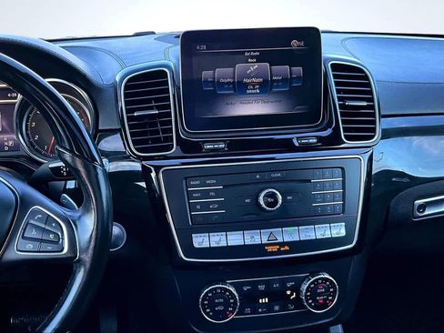 Used 2019 Mercedes-Benz GLS 450 4MATIC image 16