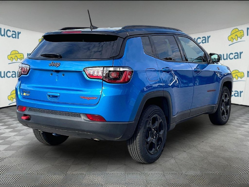 Used 2023 Jeep Compass Trailhawk AWD/4WD image 6