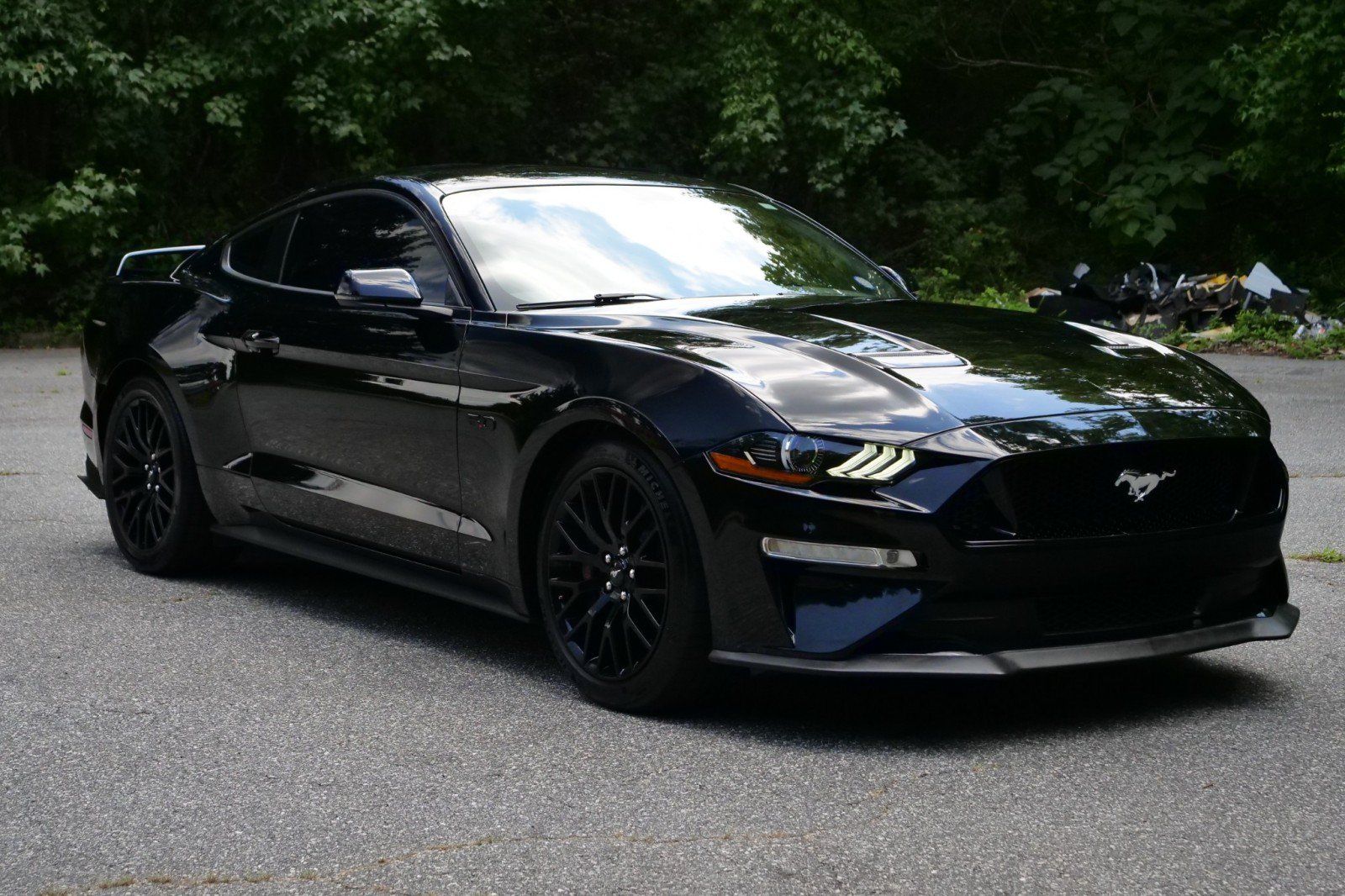 Used 2019 Ford Mustang GT Premium w/ GT Performance Package RWD image 40
