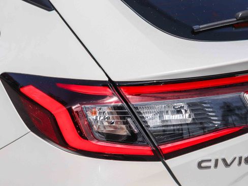 Certified 2024 Honda Civic Sport image 8