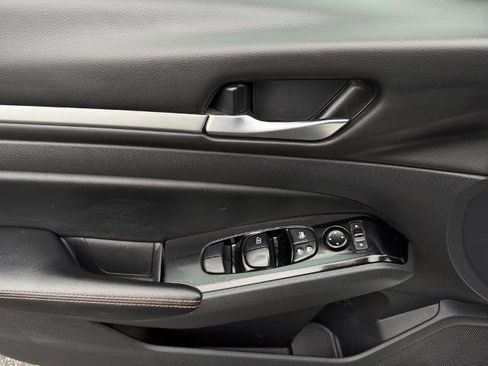 Certified 2024 Nissan Altima 2.5 SR image 20