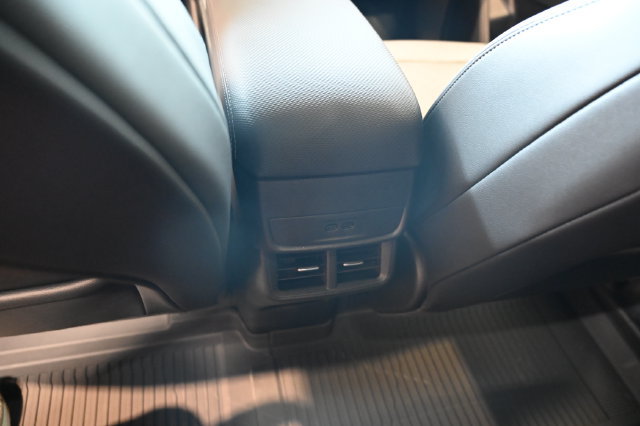 Used 2027 Chevrolet Equinox LT w/ Convenience Package II AWD/4WD image 25