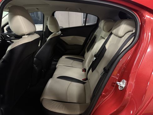 Used 2014 MAZDA MAZDA3 s Grand Touring image 41