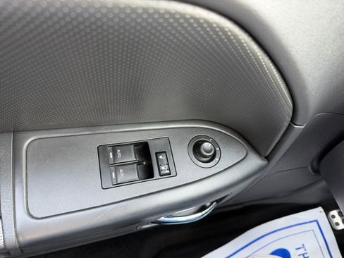 Used 2012 Dodge Challenger R/T image 16