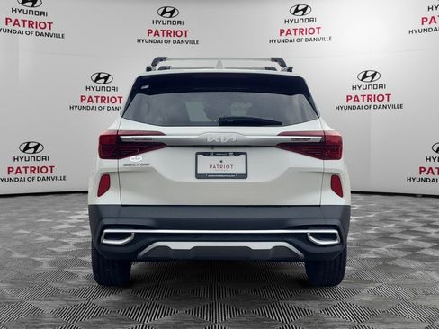 Used 2022 Kia Seltos EX AWD/4WD image 4