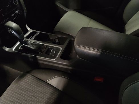 Used 2019 Ford Escape SE AWD/4WD image 26