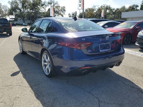 Used 2020 Alfa Romeo Giulia Ti Sport image 7