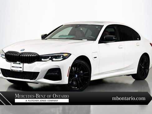 Used 2022 BMW 330e w/ M Sport Package RWD image 1