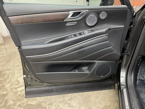 Used 2024 Genesis GV80 3.5T w/ Advanced Package image 10