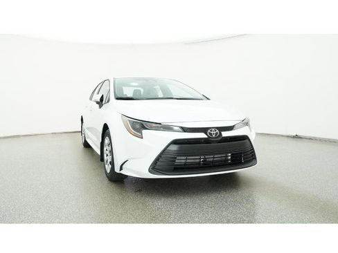 New 2026 Toyota Corolla LE image 30