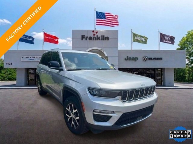 Certified 2025 Jeep Grand Cherokee Limited AWD/4WD image 1