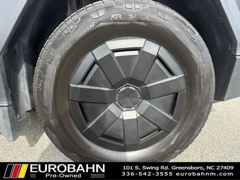 Used 2024 Tesla Cybertruck Cyberbeast AWD/4WD image 28