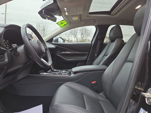 Used 2025 MAZDA CX-30 AWD 2.5 S w/ Preferred Package image 12