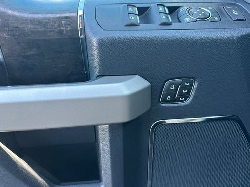 Used 2022 Ford F350 Lariat w/ Lariat Ultimate Package image 11