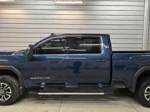 Used 2021 GMC Sierra 2500 SLE w/ SLE Value Package; AWD/4WD image 7