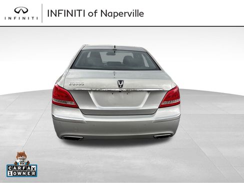 Used 2012 Hyundai Equus Signature RWD image 4