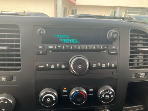 Used 2009 Chevrolet Silverado 1500 LT w/ Power Pack Plus image 19