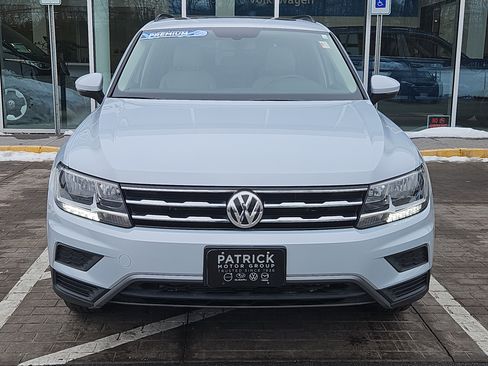Used 2019 Volkswagen Tiguan SE w/ Panoramic Sunroof Package image 24