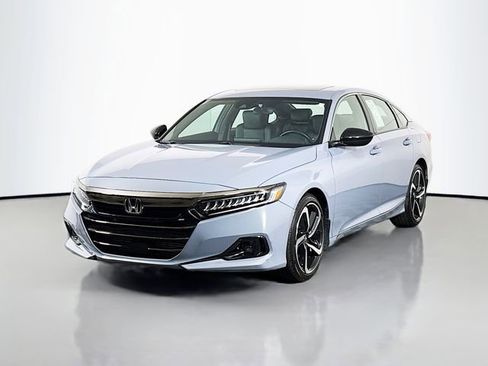 Used 2022 Honda Accord Sport image 3