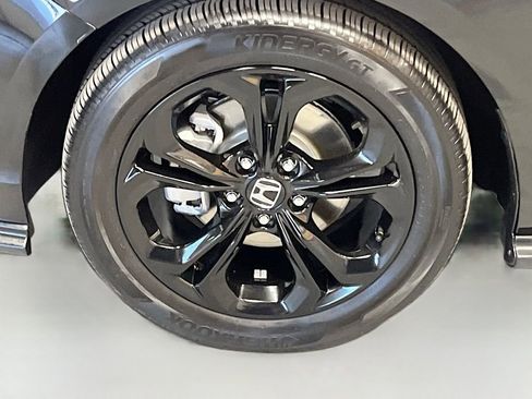 Used 2025 Honda Accord SE image 31