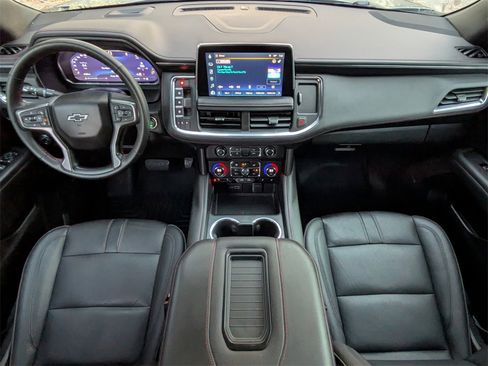 Used 2023 Chevrolet Suburban RST w/ Luxury Package image 15