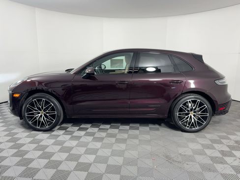New 2026 Porsche Macan GTS image 2
