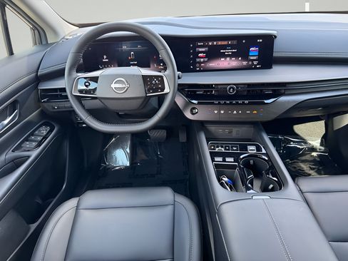 Used 2025 Nissan Murano SV FWD image 5
