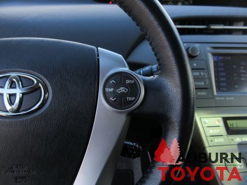 Used 2013 Toyota Prius Four image 17