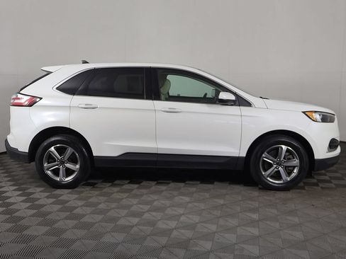Used 2024 Ford Edge SEL w/ Convenience Package AWD/4WD image 17