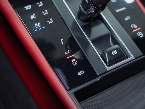 Used 2022 Porsche Macan GTS AWD/4WD image 51
