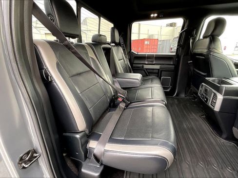 Used 2018 Ford F150 Raptor w/ Equipment Group 802A Luxury image 19