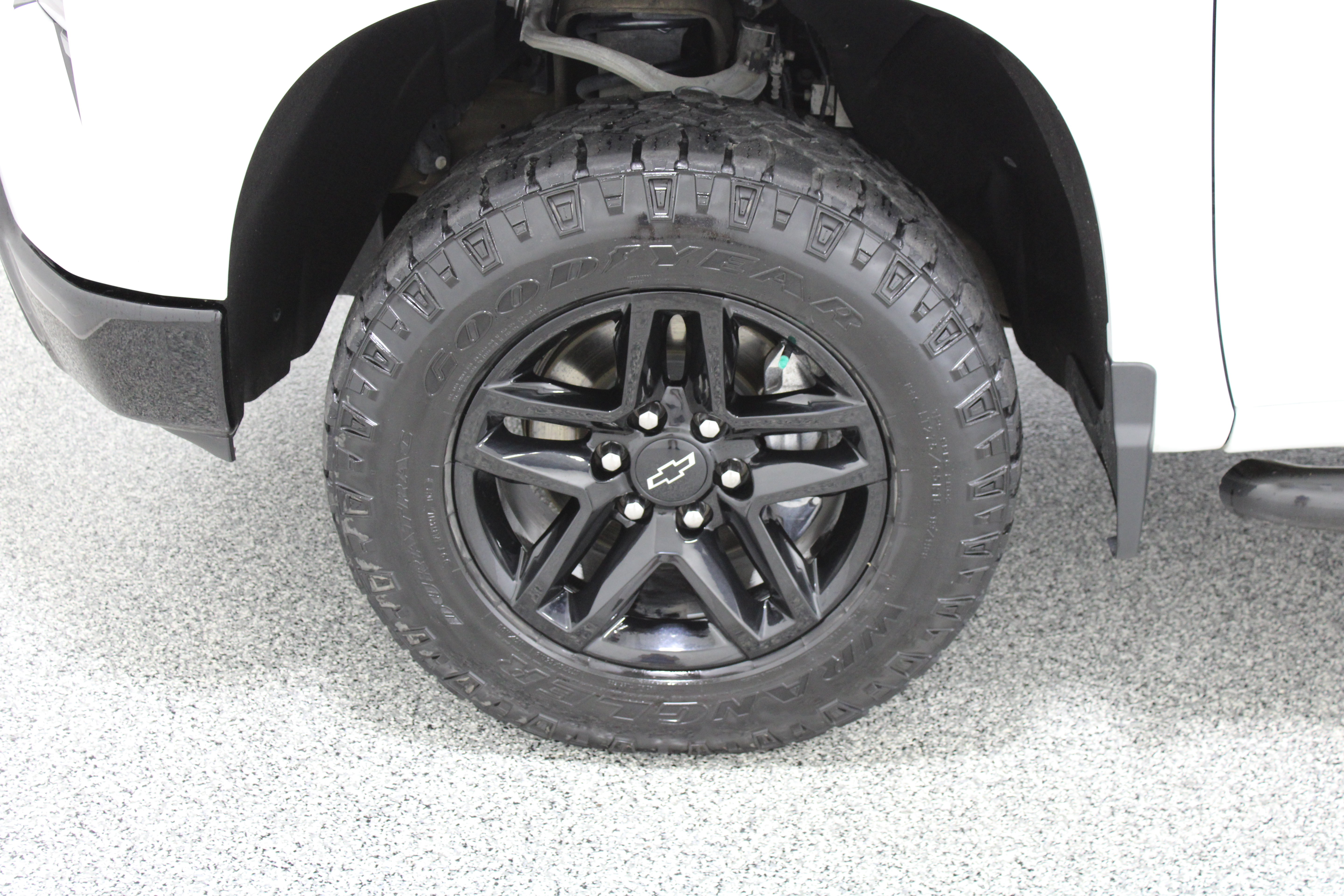 Used 2023 Chevrolet Silverado 1500 Custom Trail Boss AWD/4WD image 12