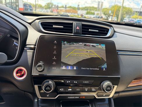 Used 2019 Honda CR-V Touring image 16