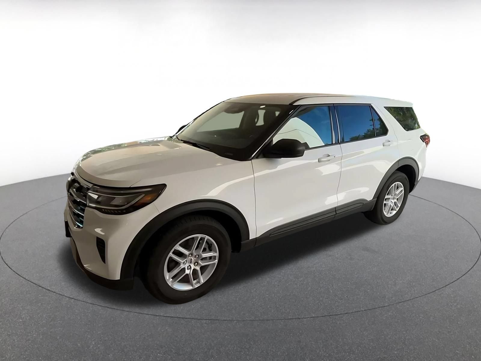 Used 2026 Ford Explorer Active AWD/4WD image 7