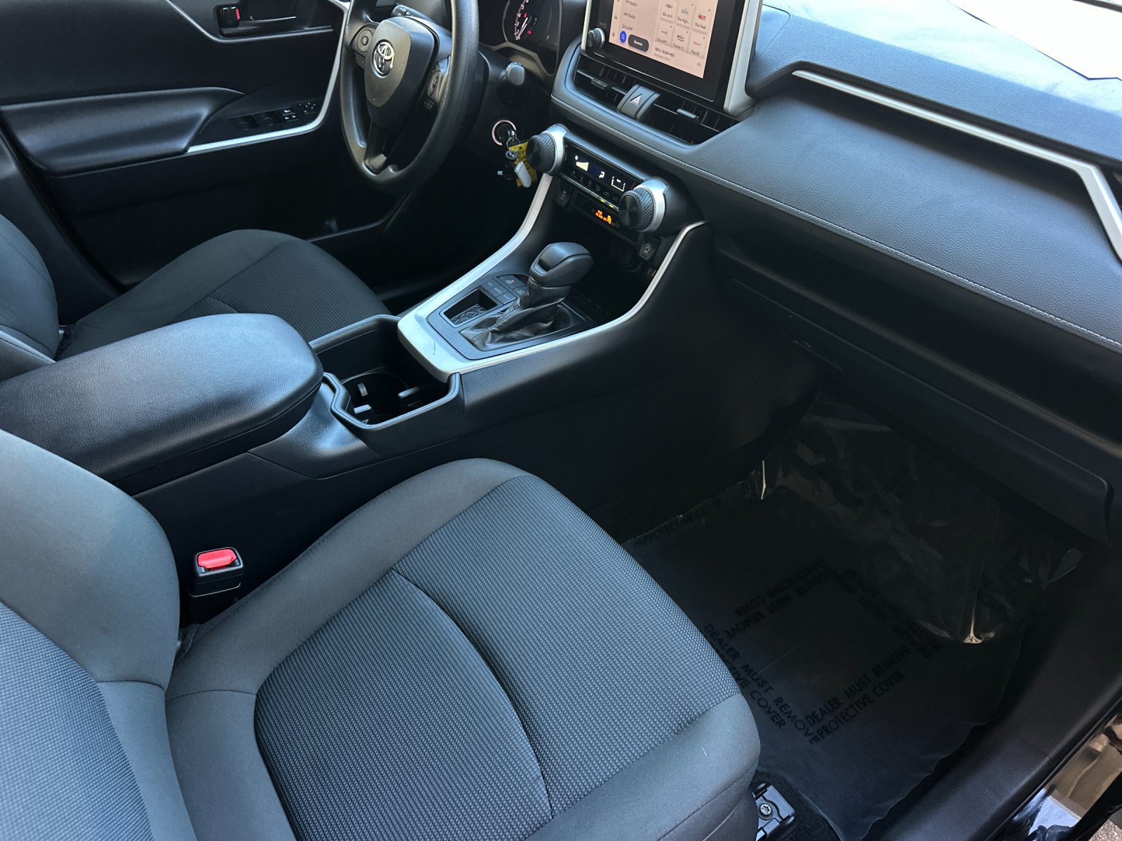 Used 2025 Toyota RAV4 LE FWD image 15