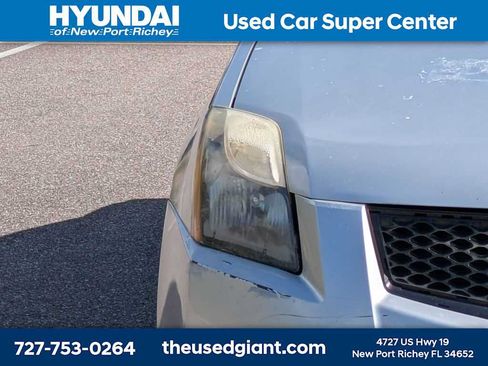 Used 2012 Nissan Sentra 2.0 SR FWD image 9