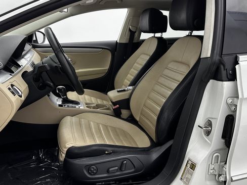 Used 2016 Volkswagen CC R-Line image 12