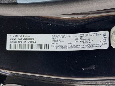 New 2027 Chrysler Pacifica Pinnacle w/ Theater Group AWD/4WD image 36