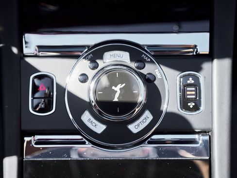 Used 2019 Rolls-Royce Ghost Base image 66