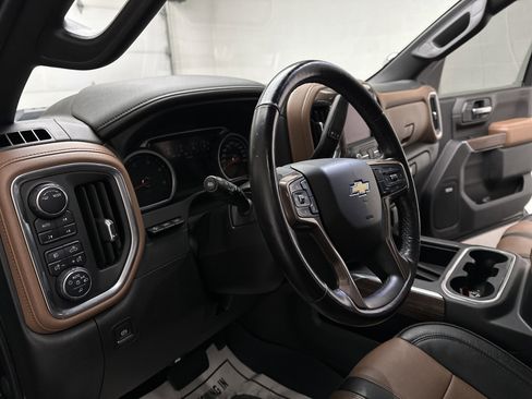 Used 2020 Chevrolet Silverado 2500 High Country image 22