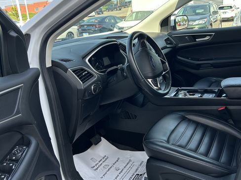 Used 2020 Ford Edge SEL w/ Convenience Package AWD/4WD image 13