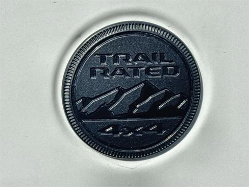 Used 2024 Jeep Wrangler Sport S image 10