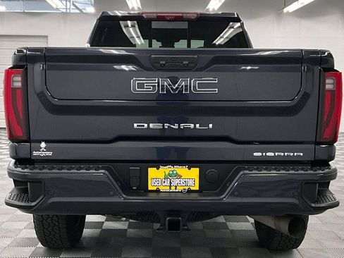 Used 2024 GMC Sierra 3500 Denali Ultimate AWD/4WD image 5