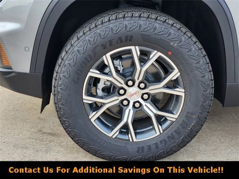 New 2026 GMC Acadia AT4 image 7