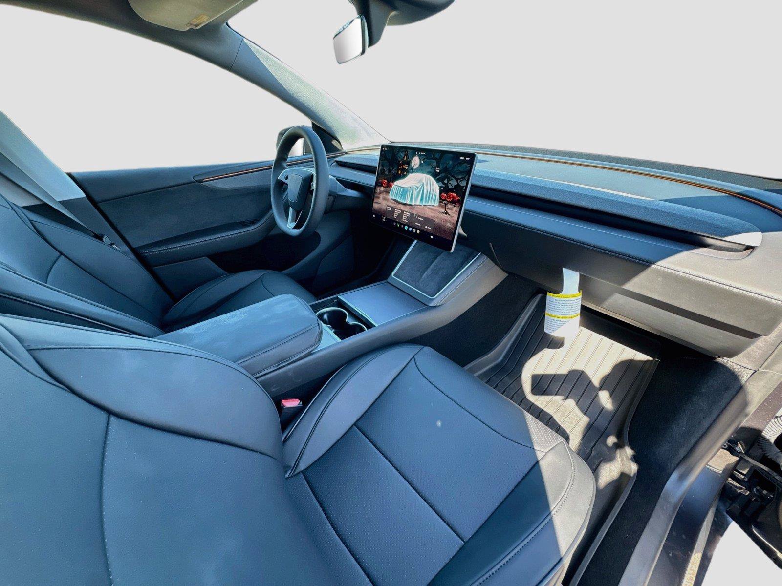 Used 2026 Tesla Model Y 2WD image 15