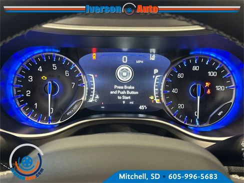 New 2026 Chrysler Pacifica Select image 18